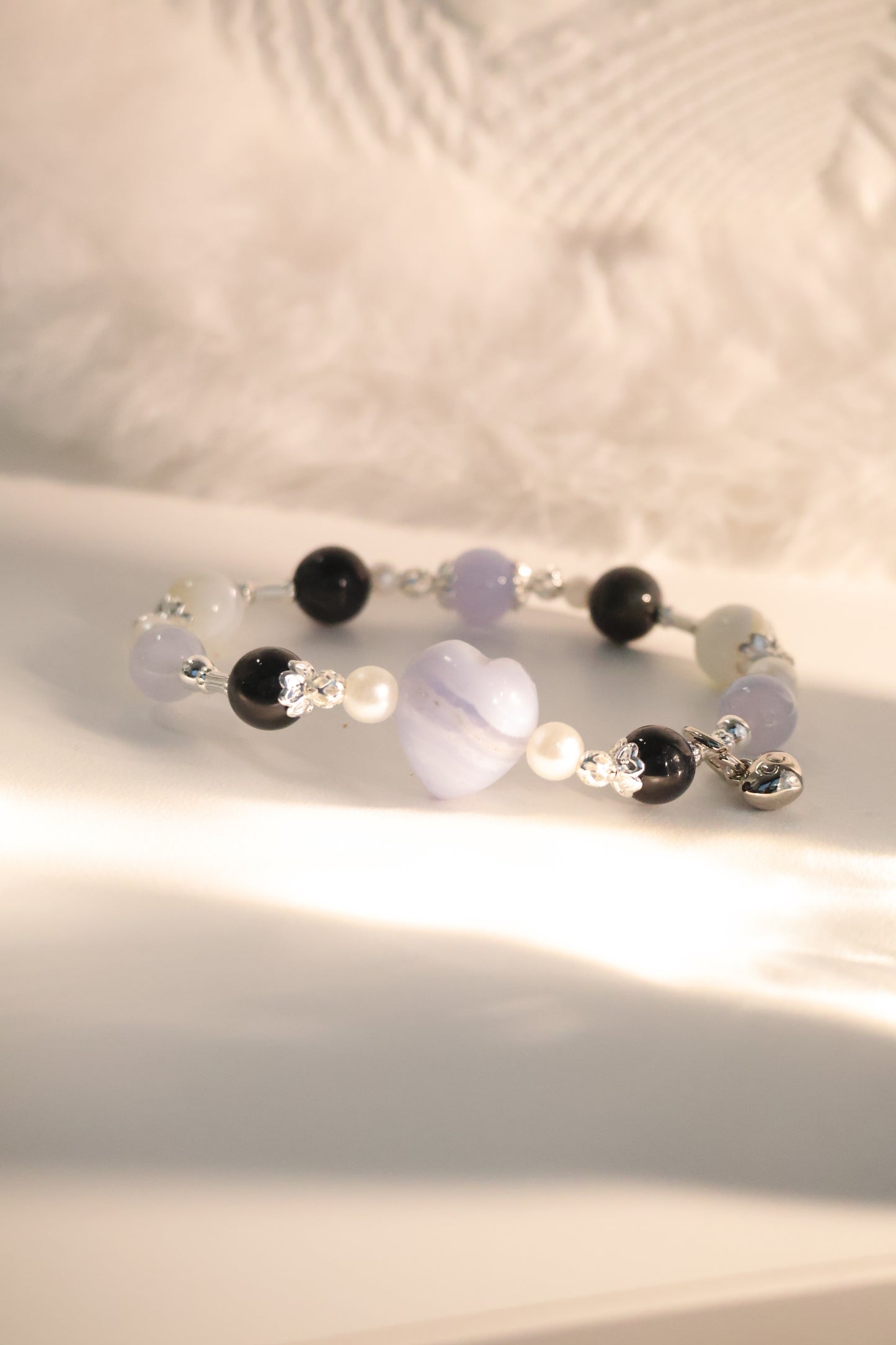 *Instocks* Blue Lace Agate, White Conch, Tiger's Eye & Blue Lace Agate Heart Crystal Bracelet (Elastic)