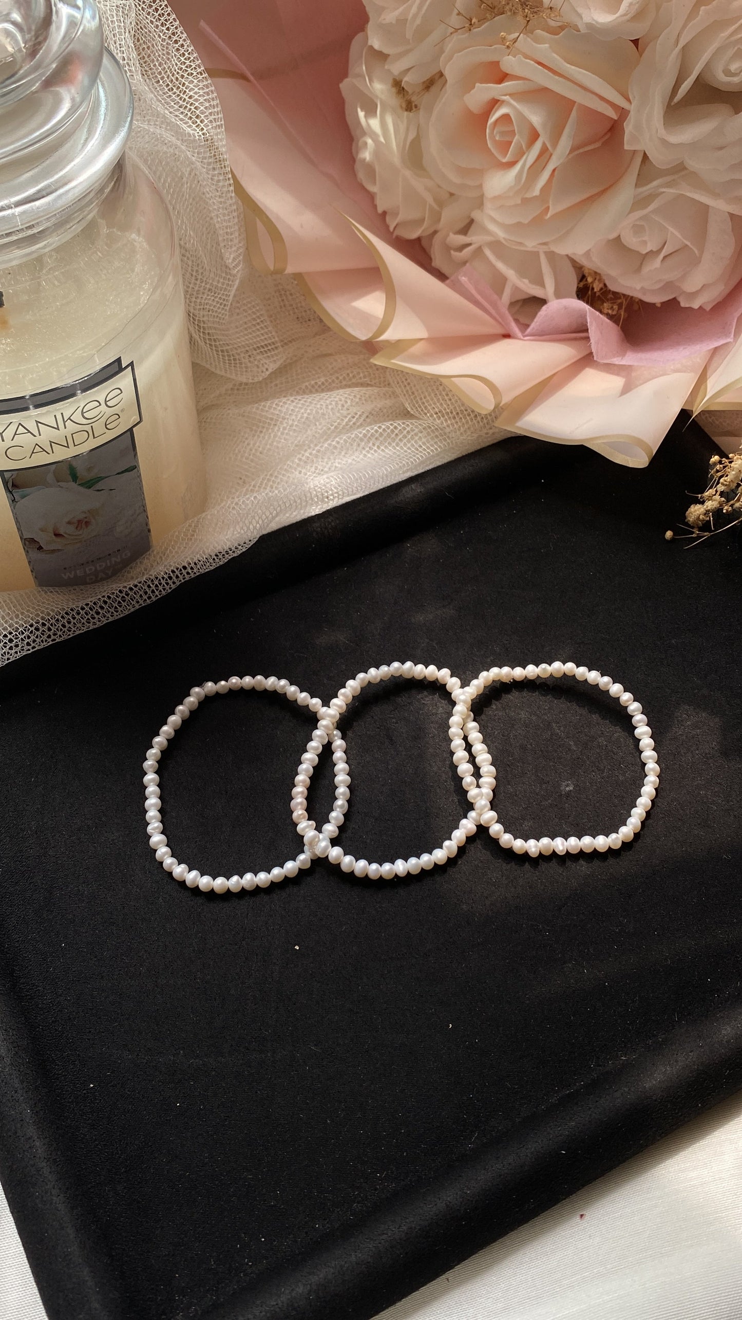 *Instocks* HOT 🔥 3mm White Freshwater Pearl Stacker Crystal Bracelet (Elastic)