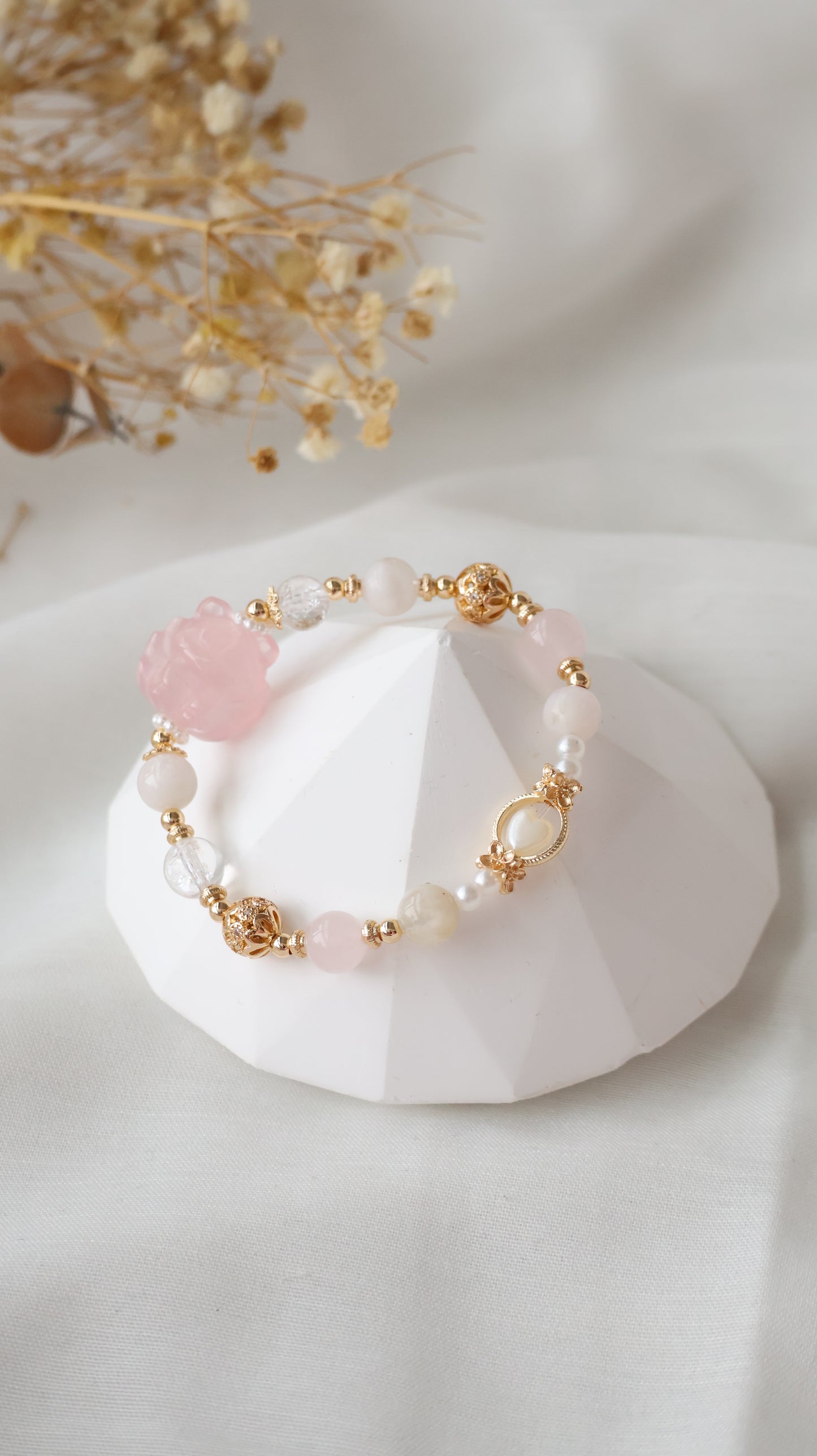 *Backorder* Rose Quartz Nine Tail Fox 九尾狐, Snow Garden Rose Quartz & Clear Quartz Crystal Bracelet (Elastic) 2.0