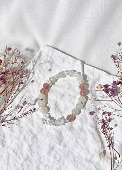 *PO* Moonstone & Strawberry Quartz with Clear Quartz Star & Sakura Flower Charm Crystal Bracelet (Elastic)