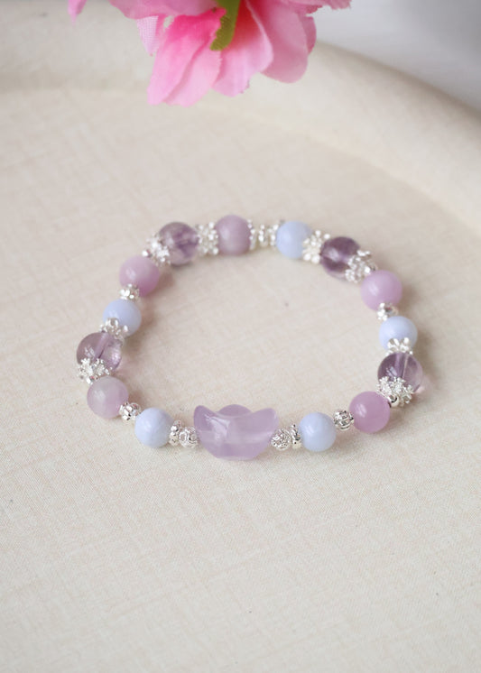 *PO* Glassy Amethyst, Kunzite & Blue Lace Agate with Amethyst Yuanbao 元宝 Charm Crystal Bracelet (Elastic)