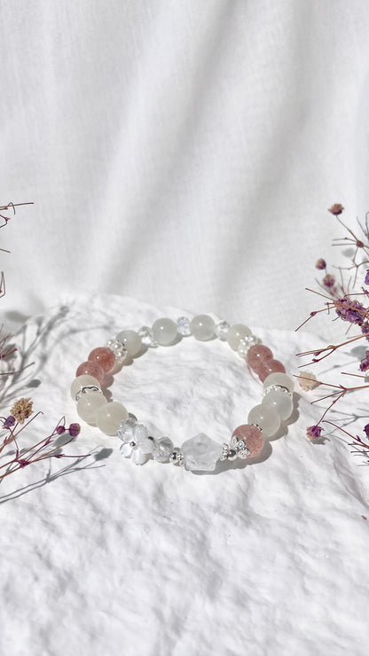 *PO* Moonstone & Strawberry Quartz with Clear Quartz Star & Sakura Flower Charm Crystal Bracelet (Elastic)