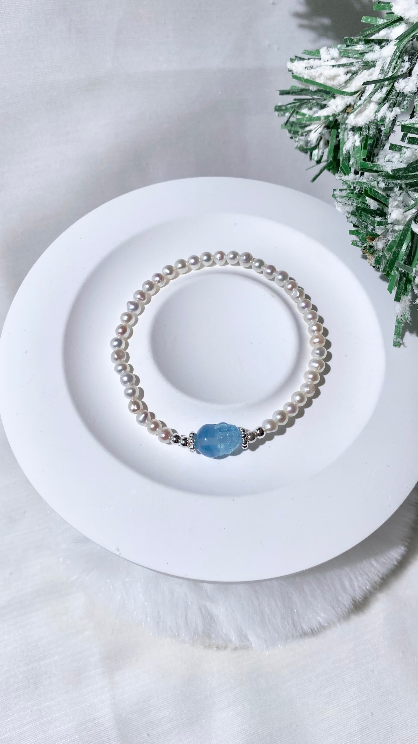 *PO* Freshwater Pearl with Aquamarine Baby Pixiu 貔貅 Crystal Bracelet (Elastic)