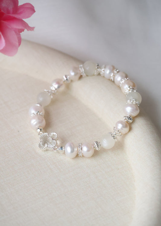 *PO* Blue Flash Moonstone & Natural Freshwater Pearls with Clover Charm Crystal Bracelet (Elastic)