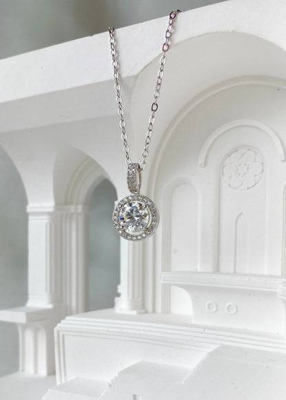 *INSTOCKS* Grace 1CT Moissanite Necklace AU750