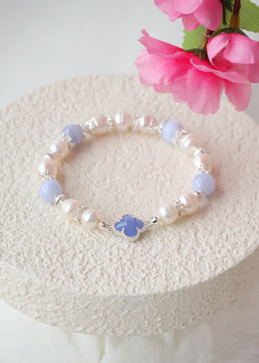 *PO* Blue Lace Agate & Natural Freshwater Pearls with Clover Charm Crystal Bracelet (Elastic)