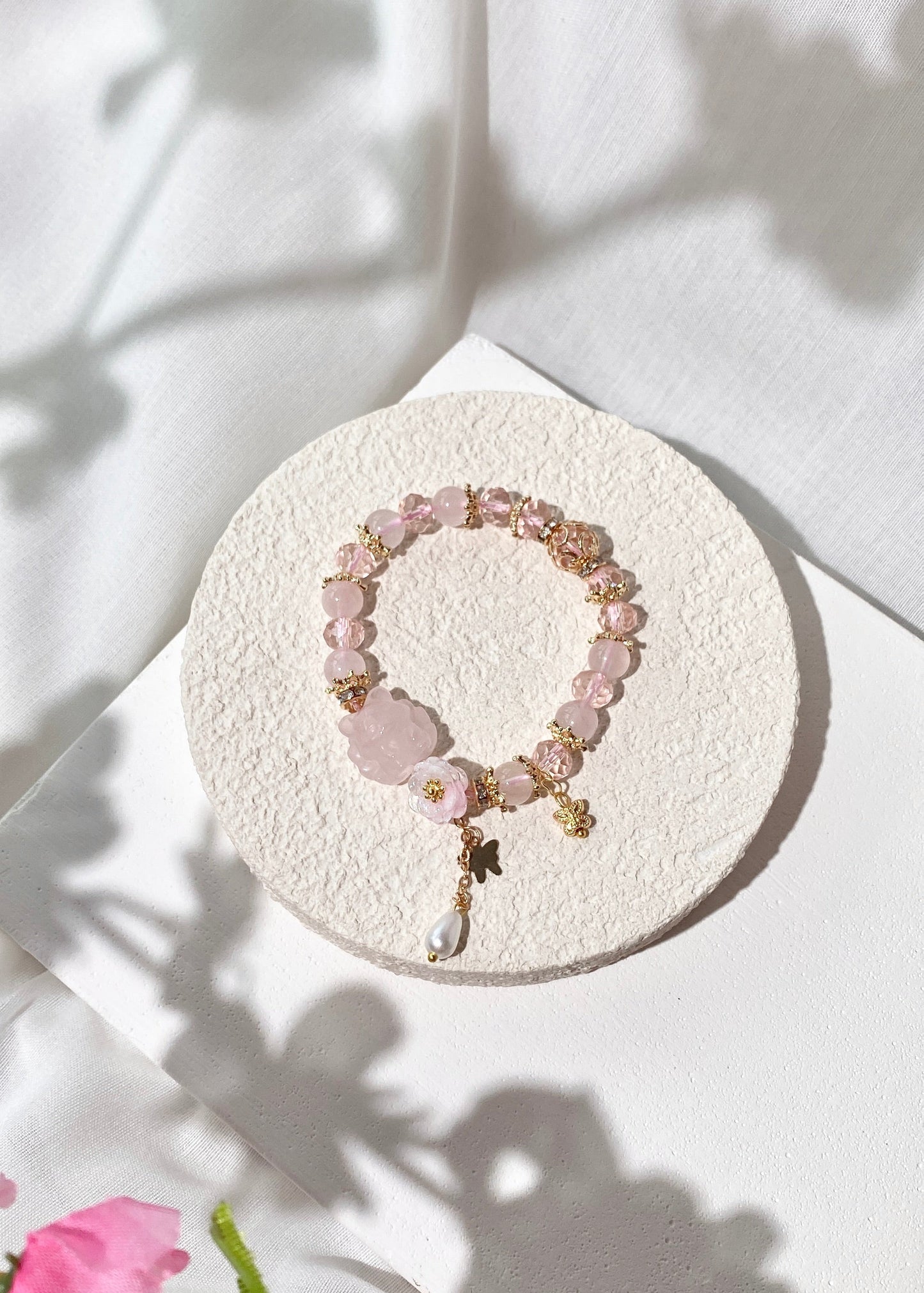 *PO* Rose Quartz Nine Tail Fox 九尾狐 with Pink Flower Charm & Pearl Dangly Crystal Bracelet (Elastic)