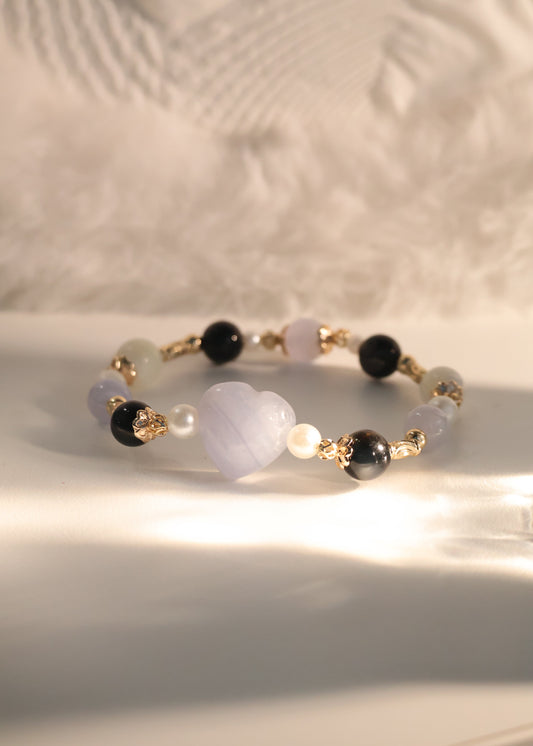*Instocks* Blue Lace Agate, White Conch, Tiger's Eye & Blue Lace Agate Heart Crystal Bracelet (Elastic)